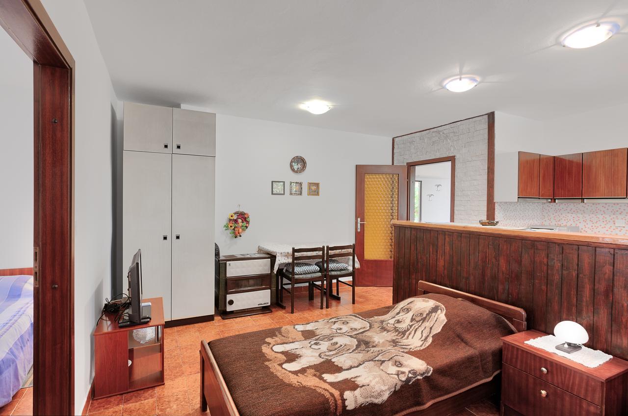 Vesna Apartment Пиешчана Увала Екстериор снимка